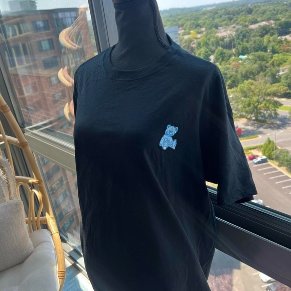 Men’s Graphic Short Sleeve Black T Shirt Red Eight Brand Large 100% Cotton - Picture 1 of 5